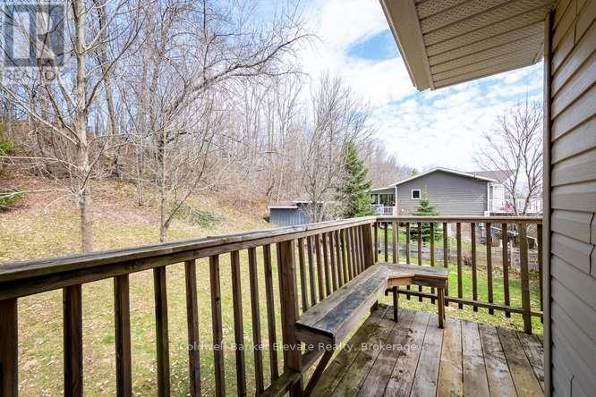 150 MACINTOSH DRIVE - 27
