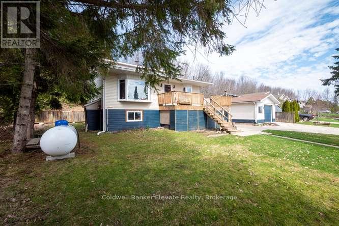 150 MACINTOSH DRIVE - 3