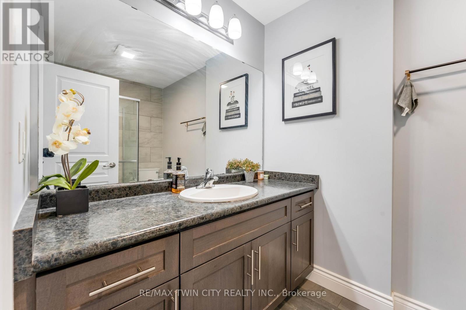 145 REDTAIL STREET — photo 31
