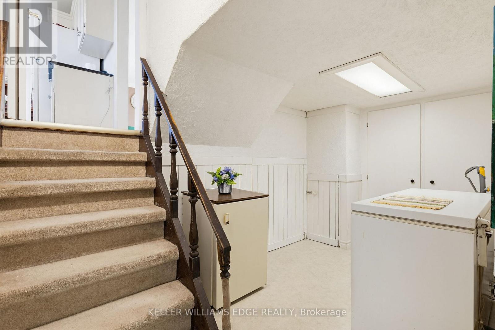 156 LAKESIDE DRIVE - 22