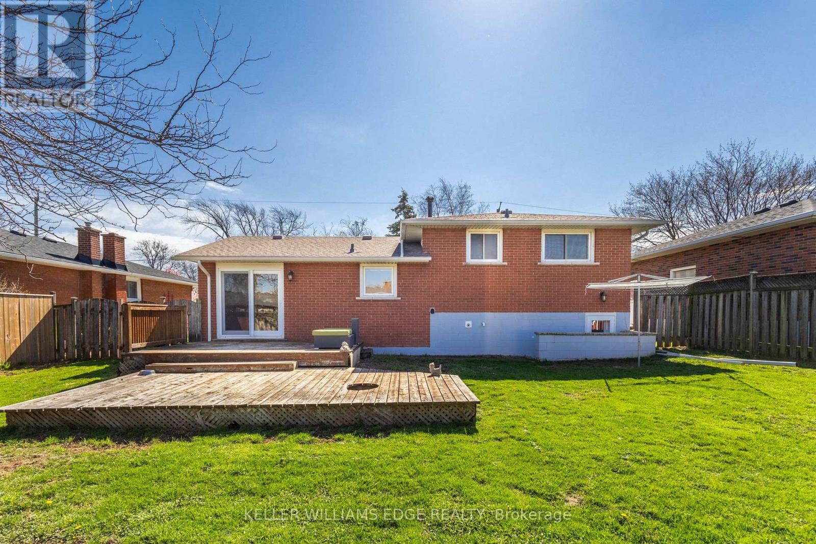 156 LAKESIDE DRIVE — photo 28
