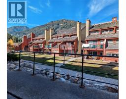 2030 Panorama Drive Unit# 806, Panorama Mountain, BC V0A1T0 Photo 10