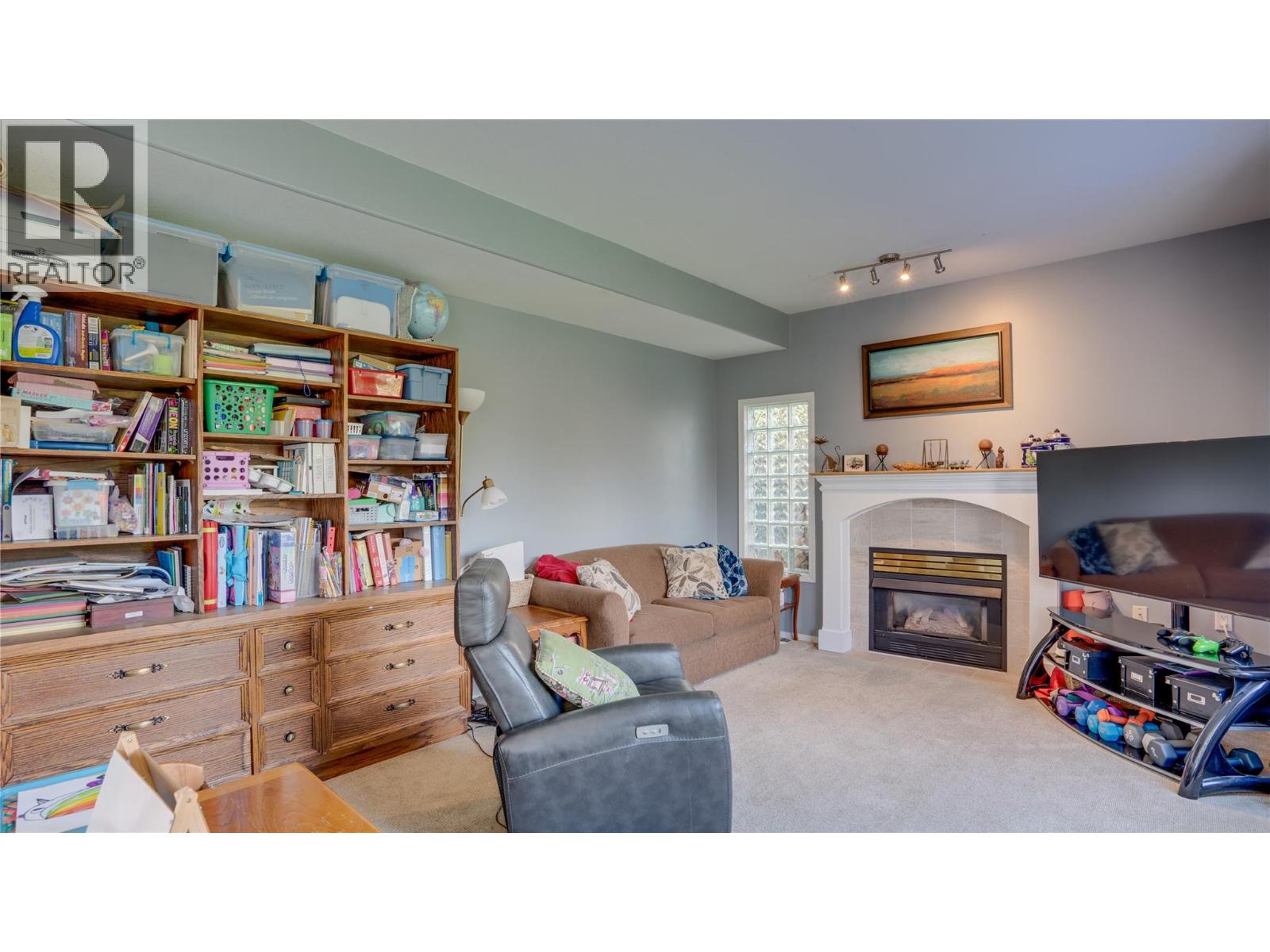 709 Cavalier Court, Vernon