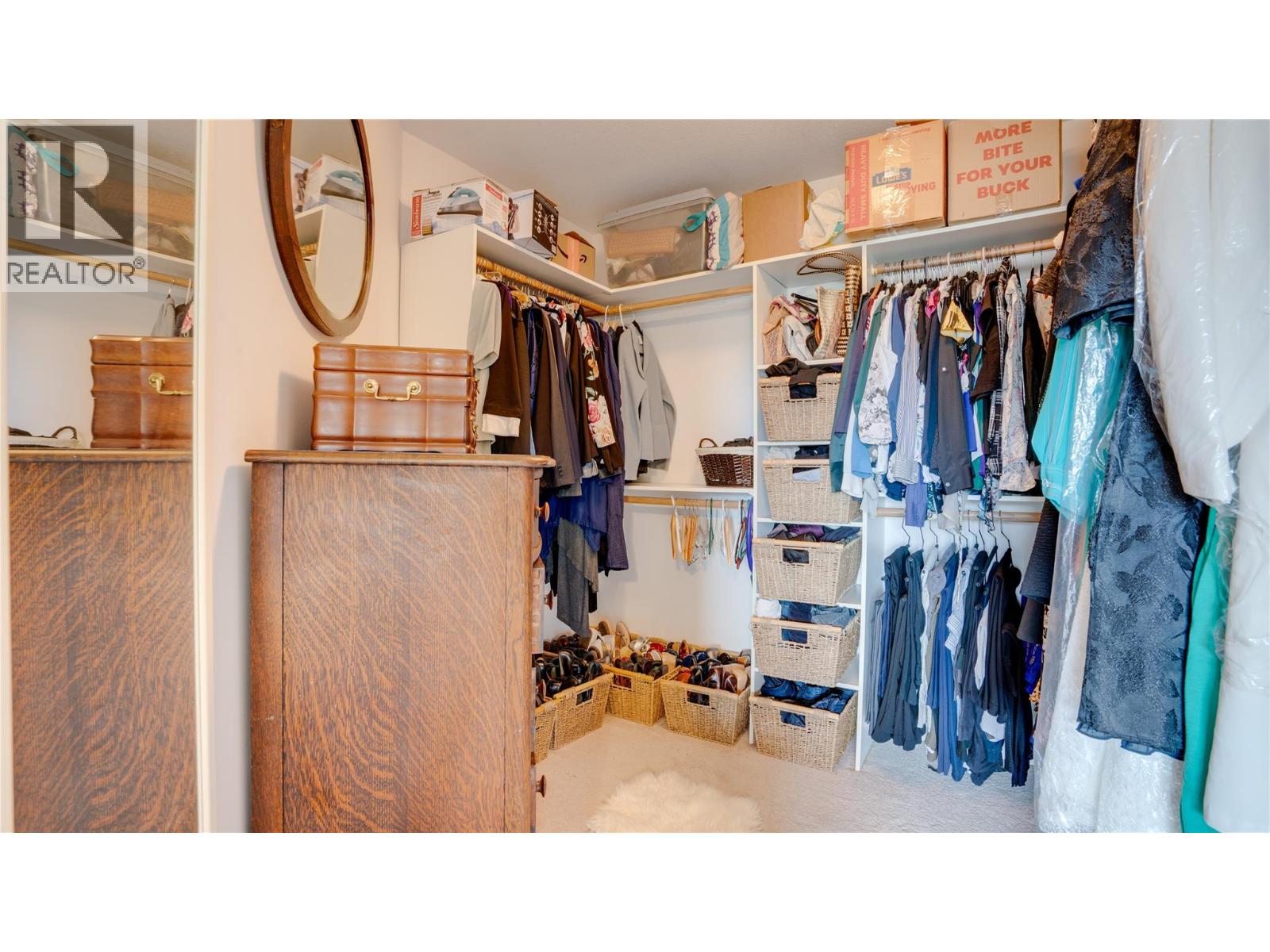 709 Cavalier Court, Vernon