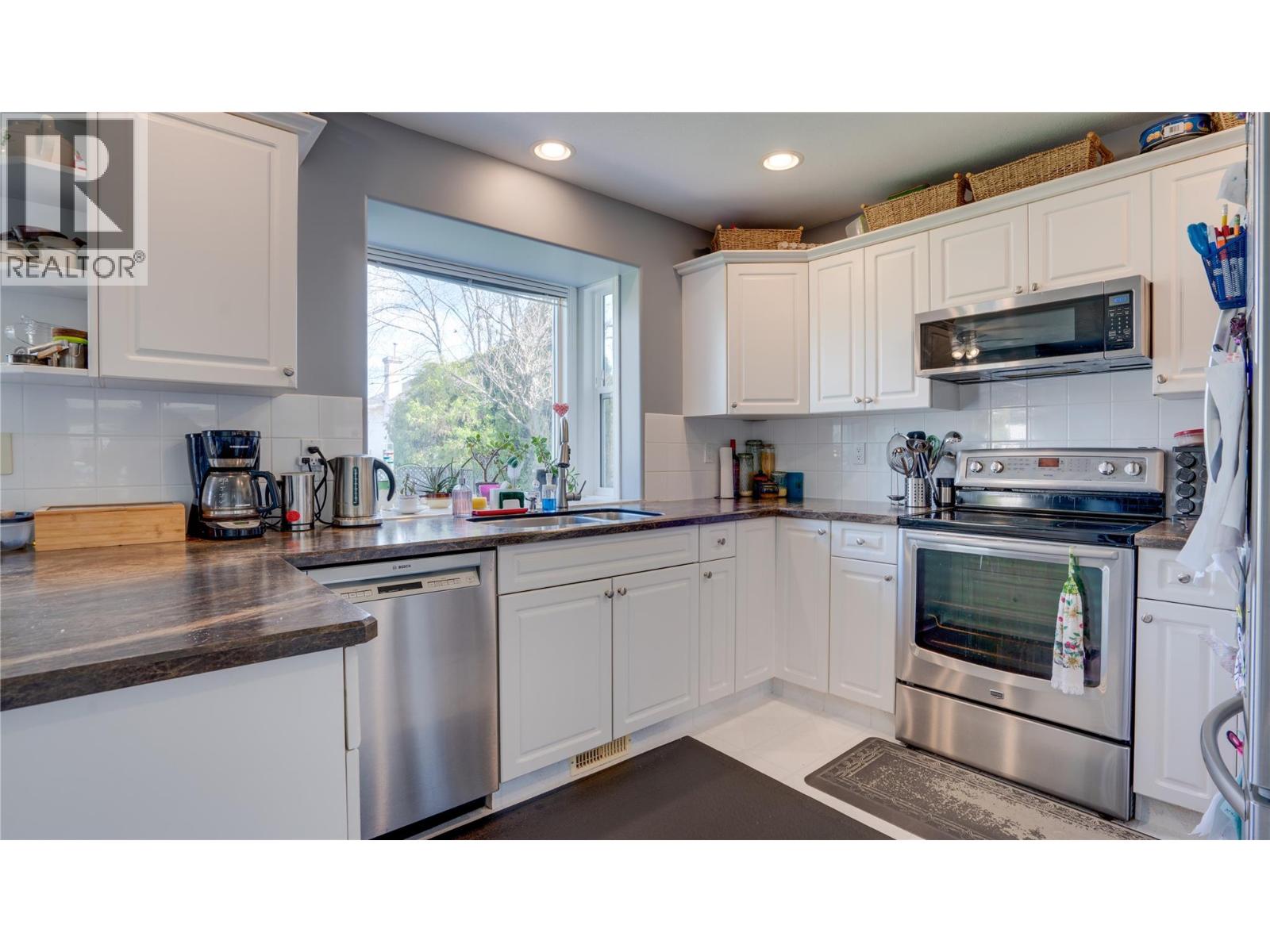 709 Cavalier Court, Vernon