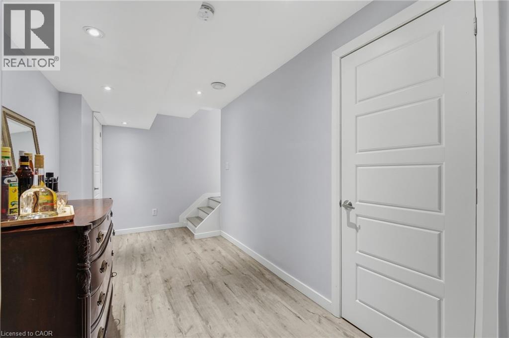 #26 7 GIBSON Place - 33