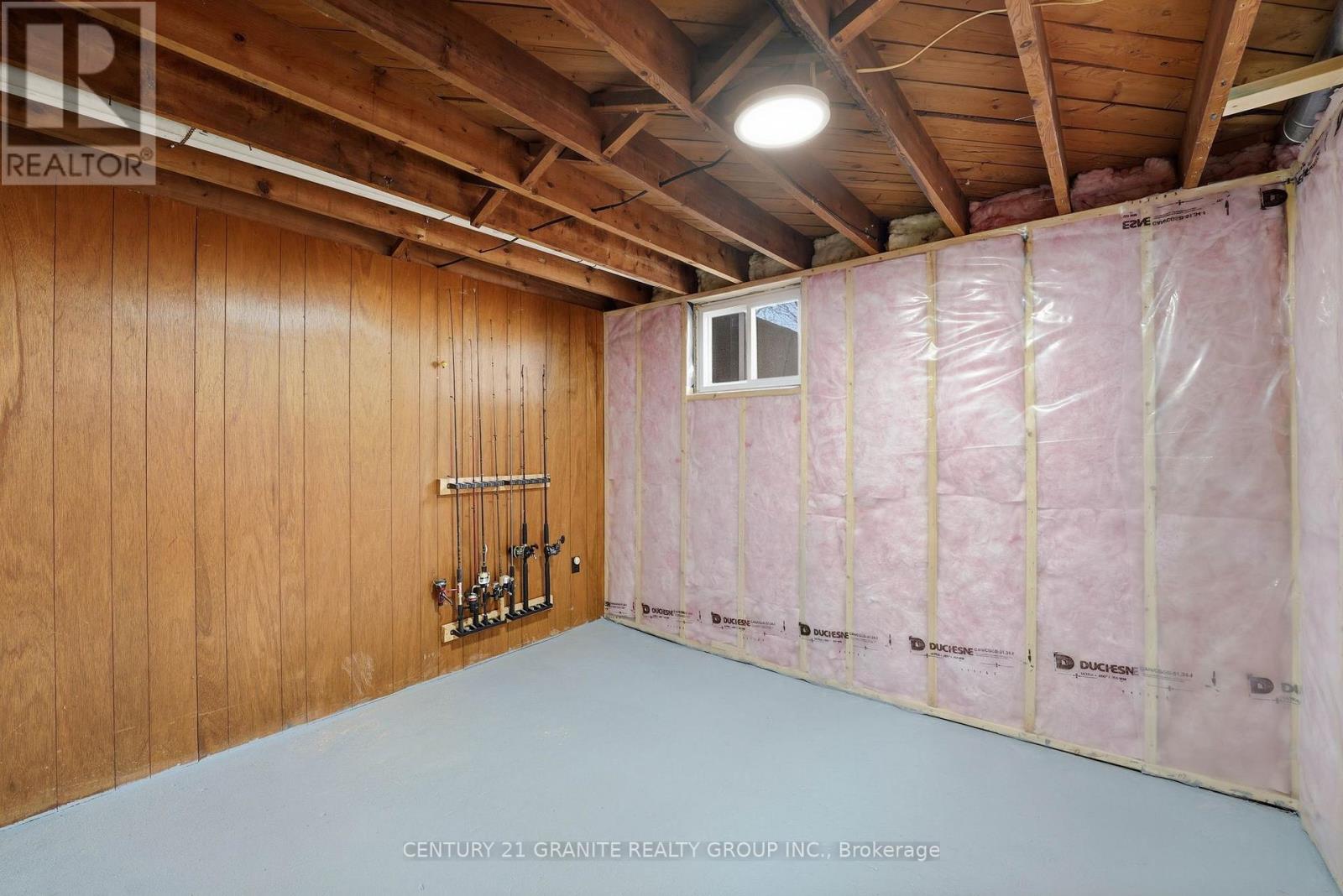 66 SPRUCEDALE STREET — photo 31