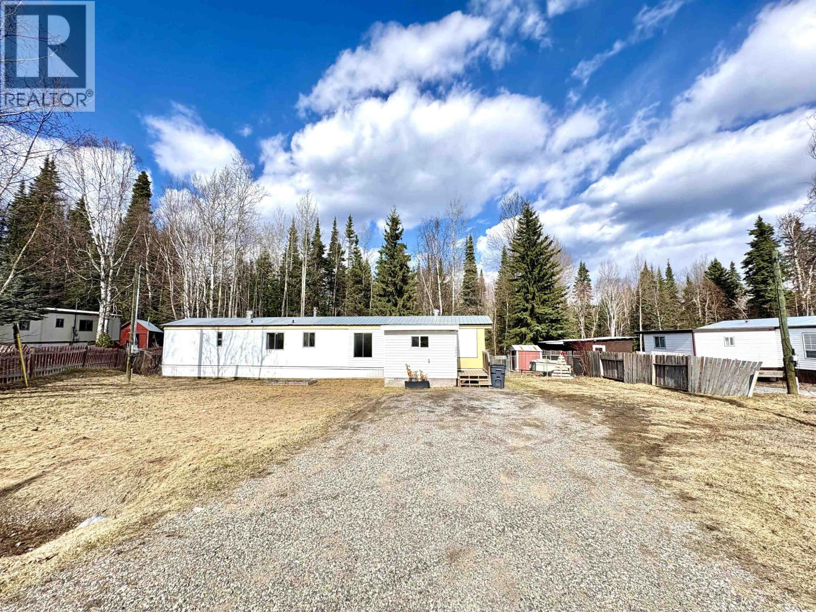 3952 DIAMOND DRIVE - 16