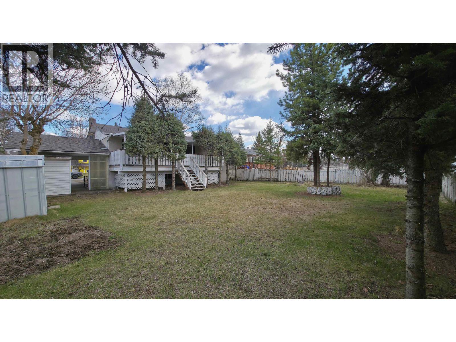 Dining room of 2583 BORDEN CRESCENT · Prince George, BC