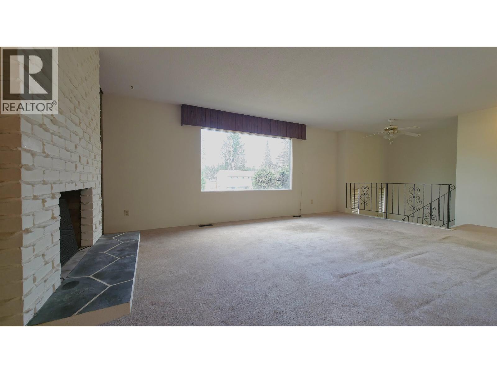 2583 BORDEN CRESCENT - 16