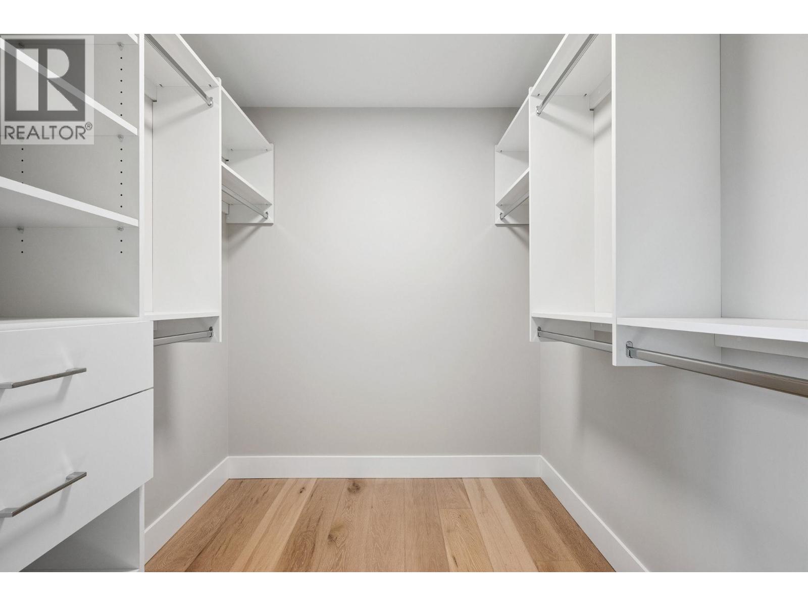 5198 WESTMINSTER Avenue, Delta