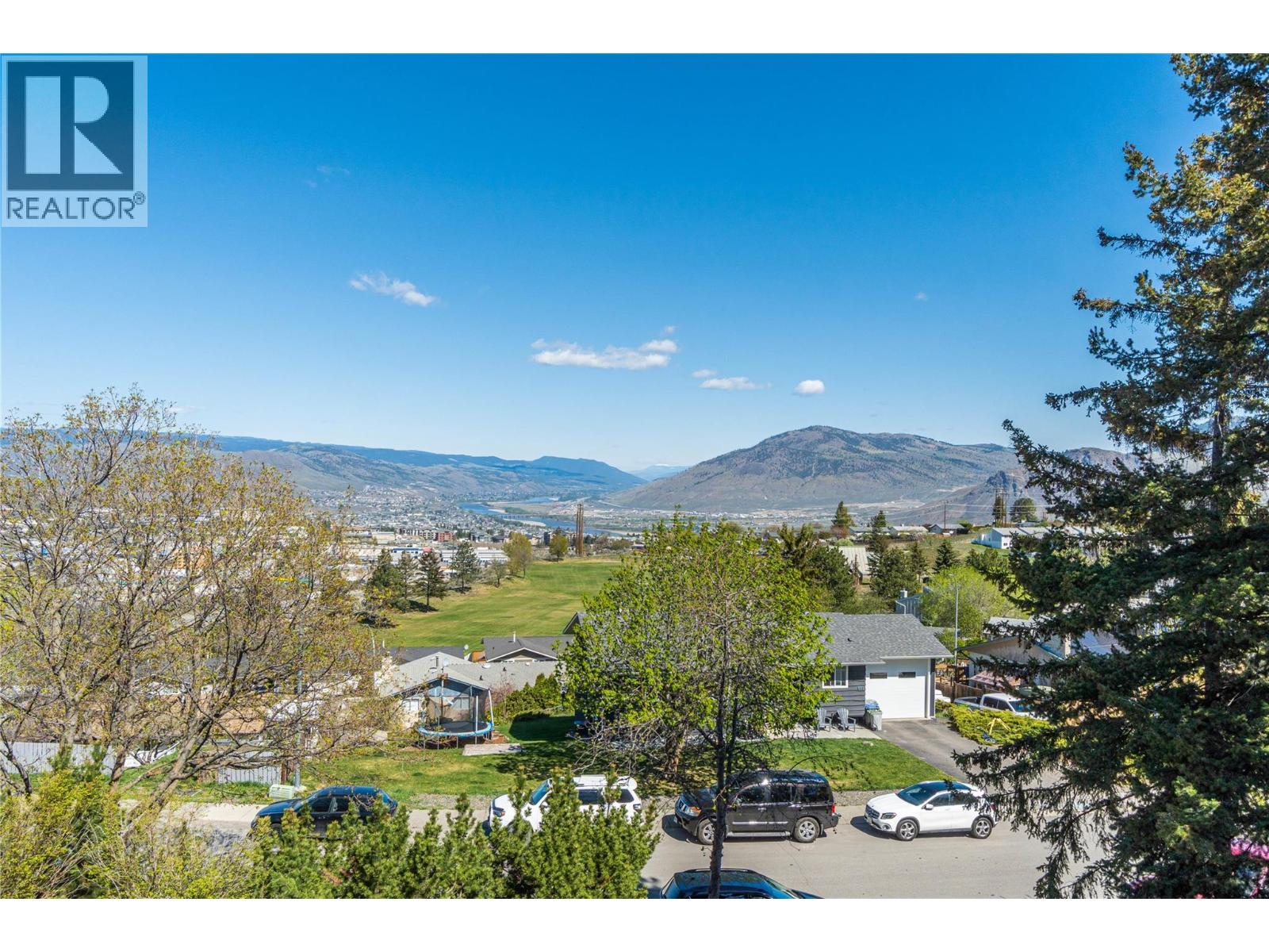 890 GLENEAGLES Drive - 16