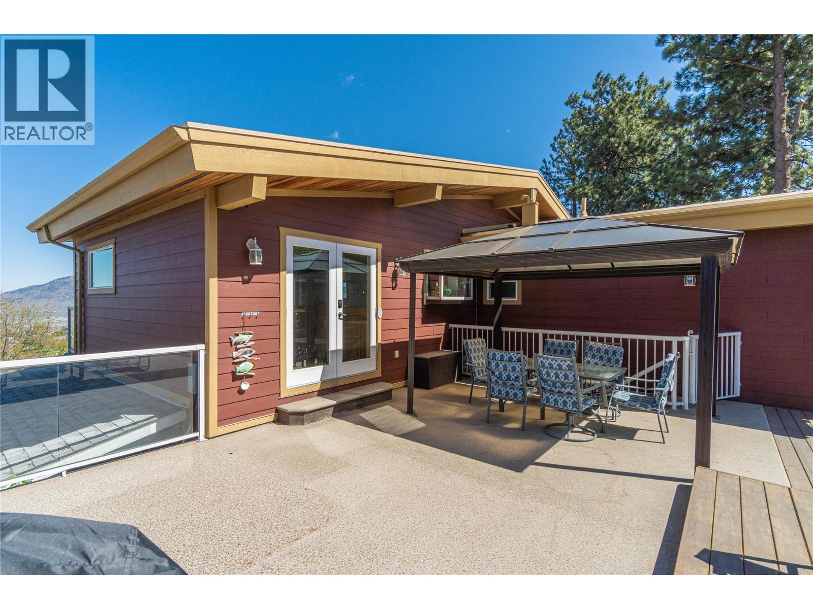 890 GLENEAGLES Drive - 38