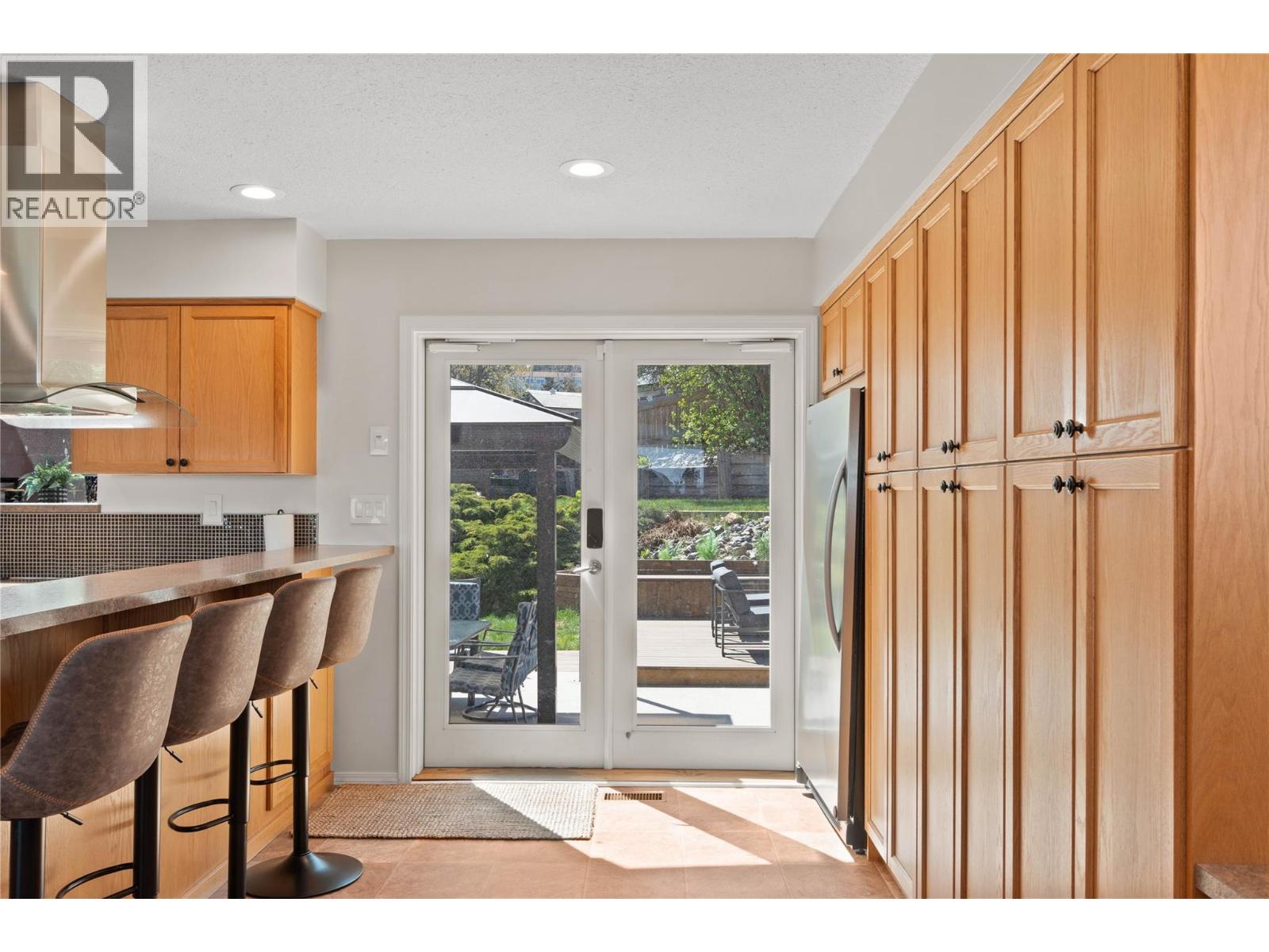 890 GLENEAGLES Drive - 19