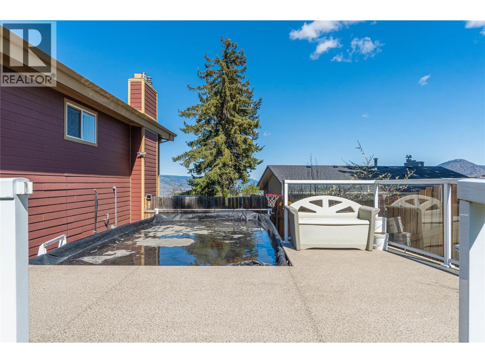 890 GLENEAGLES Drive - 42