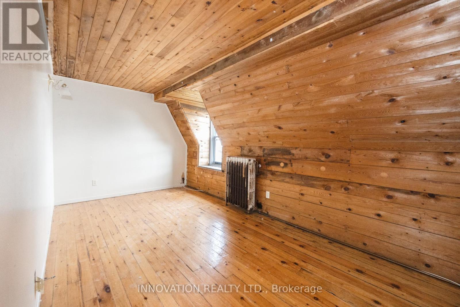 4550 STE-CATHERINE STREET - 22
