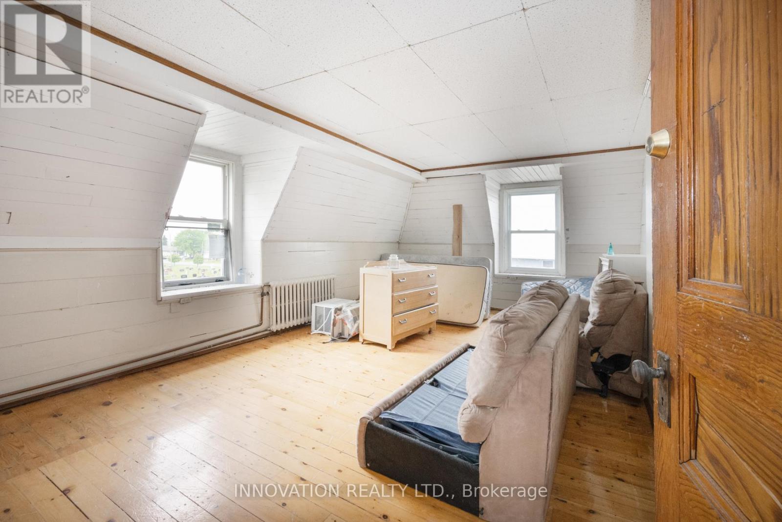 4550 STE-CATHERINE STREET - 24