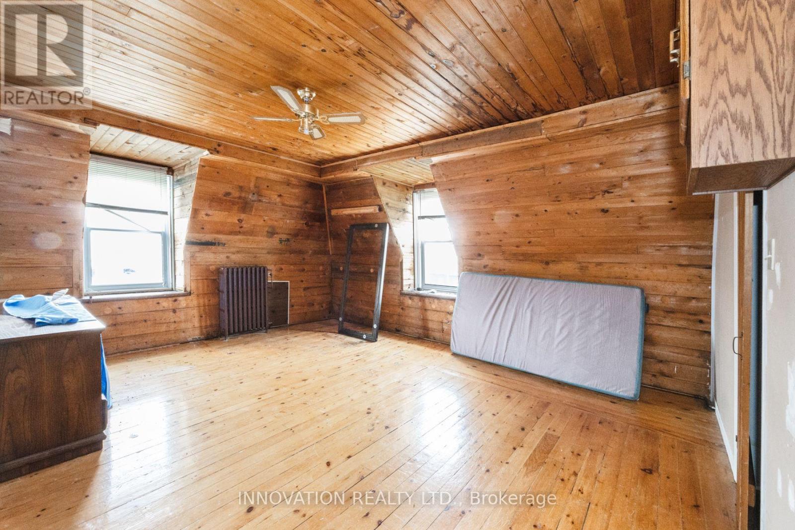 4550 STE-CATHERINE STREET - 21