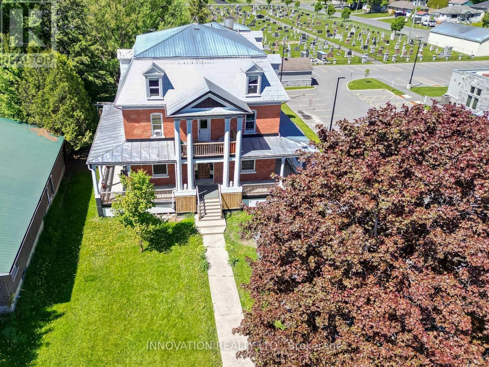 4550 STE-CATHERINE STREET - 4