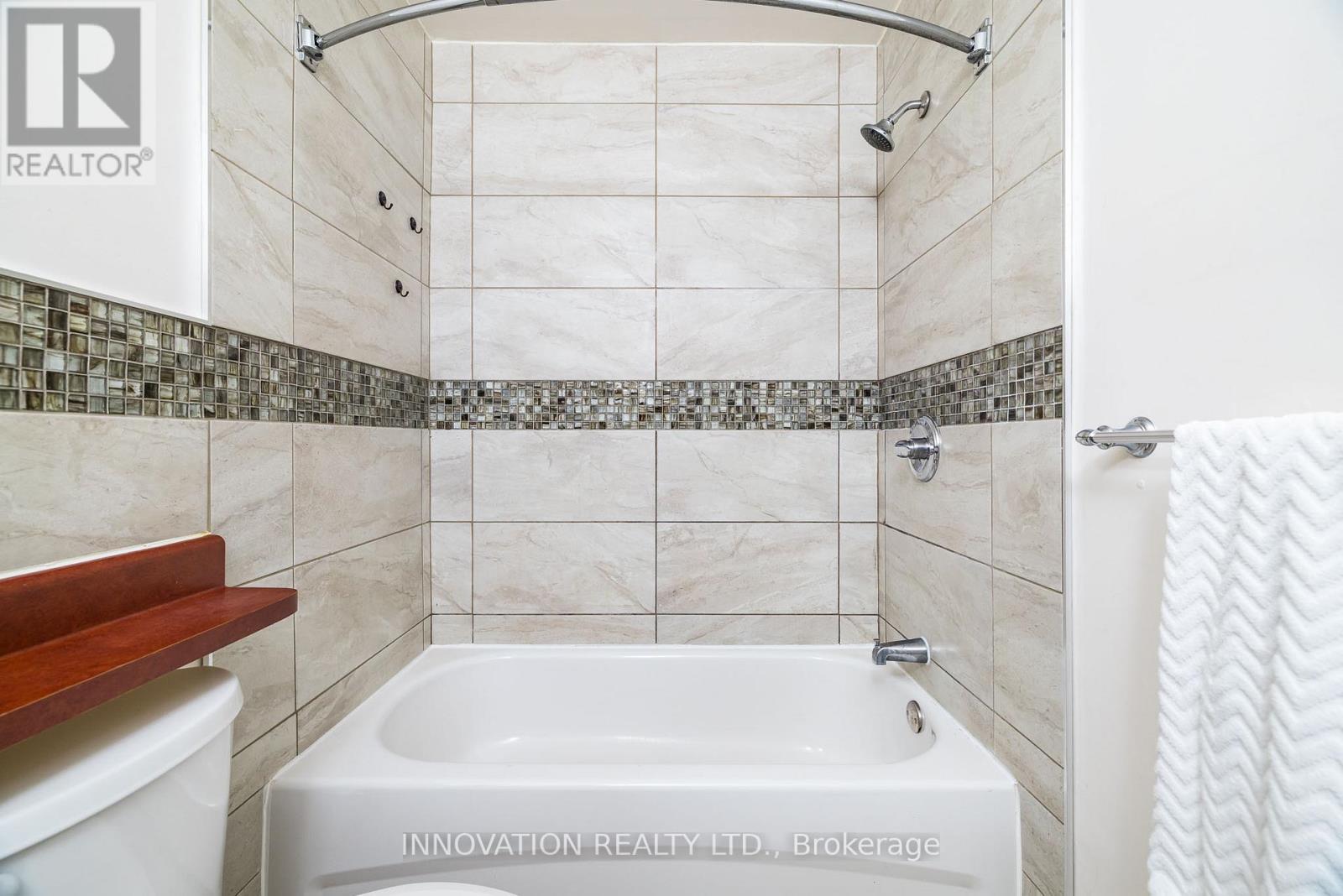 338 WOODFIELD DRIVE - 22
