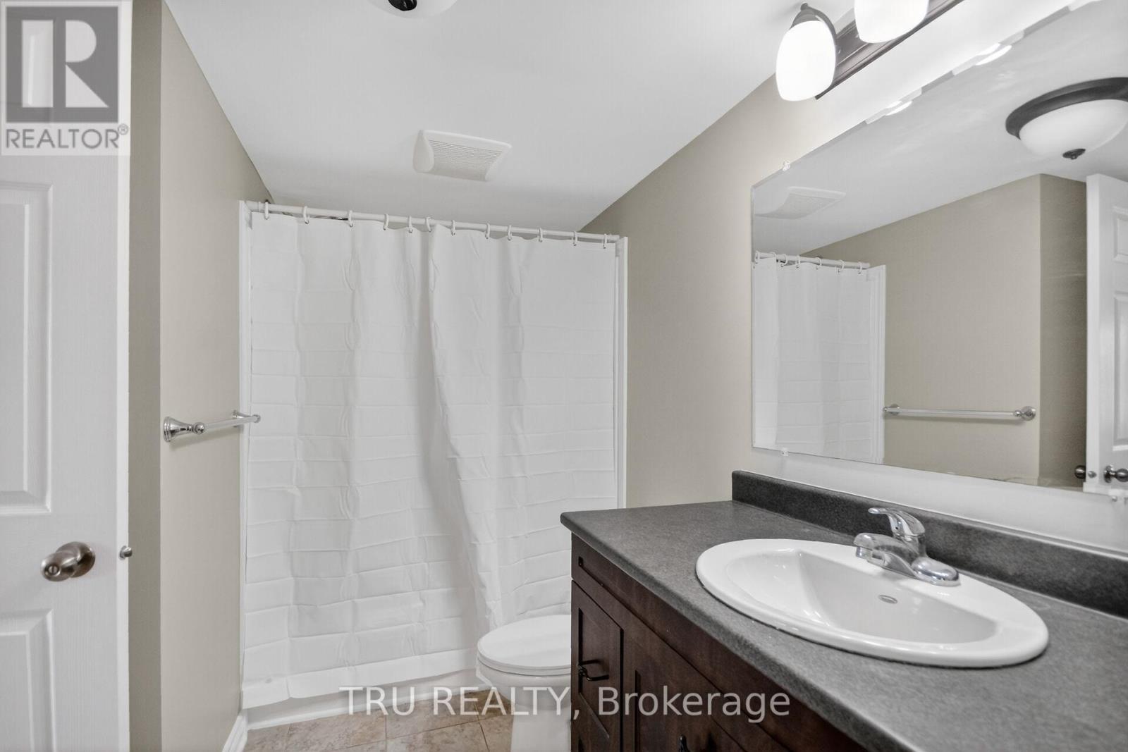 #113 398 VAN BUREN STREET - 22