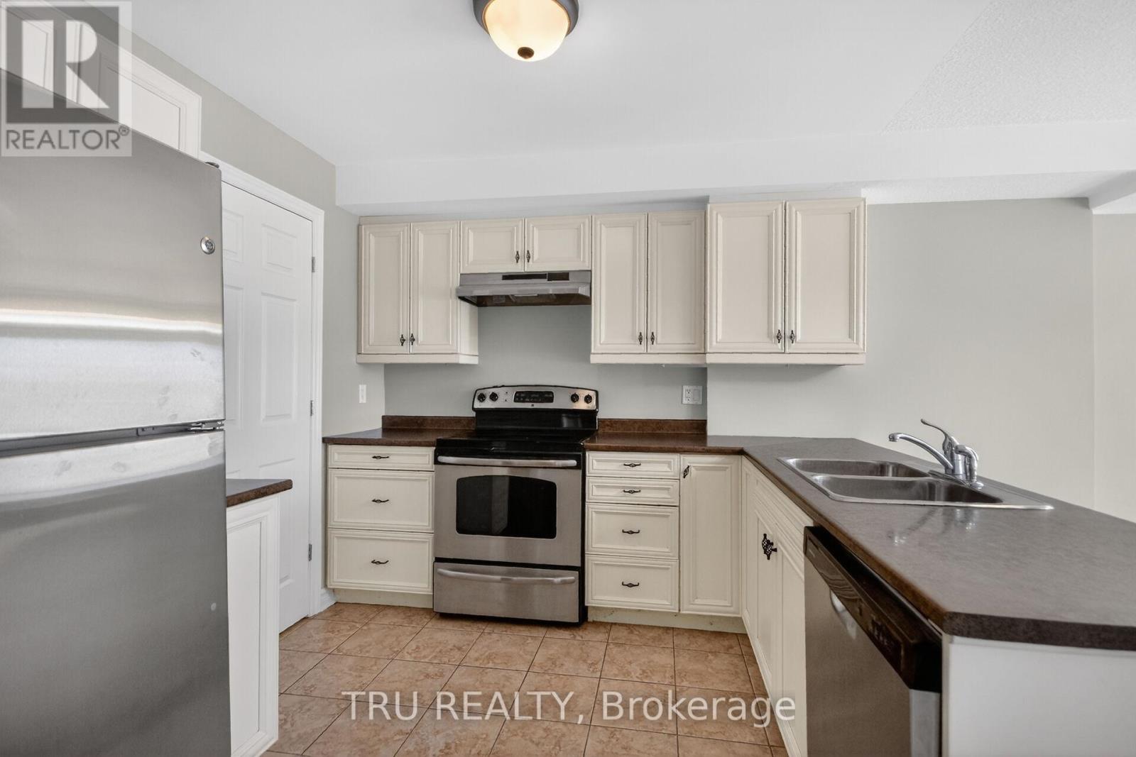 #113 398 VAN BUREN STREET - 12