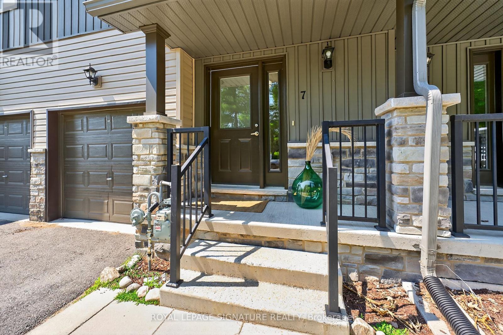 Covered Front Porch
