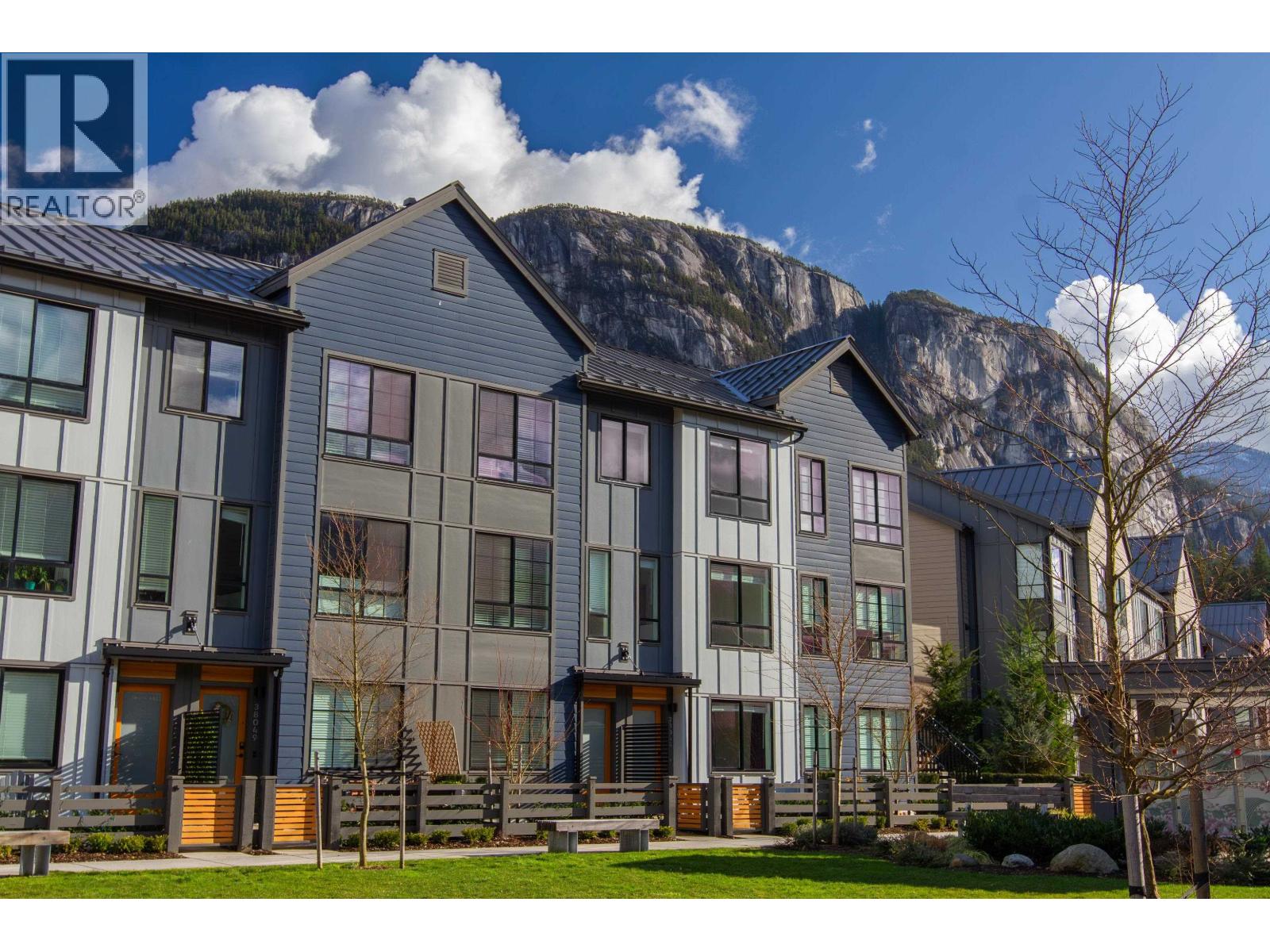 38045 KEEL WAY, Squamish