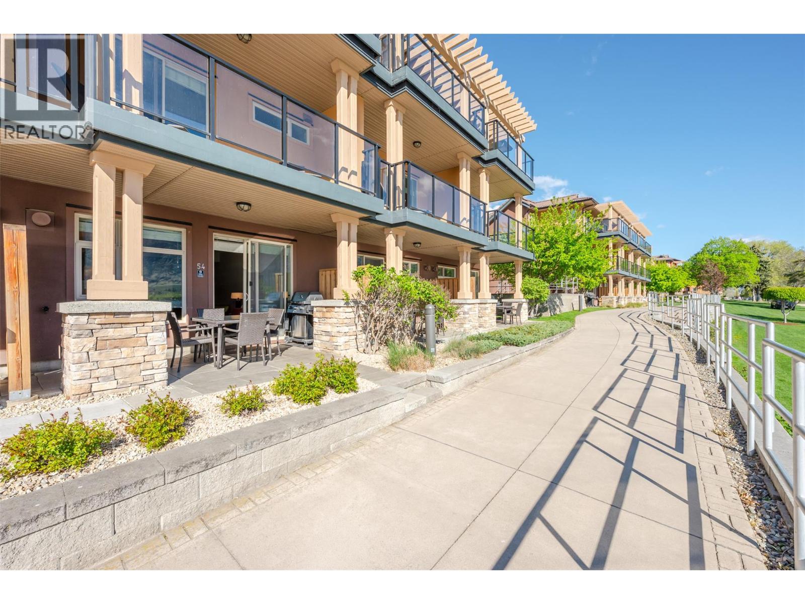 54 15 Park Place, Osoyoos