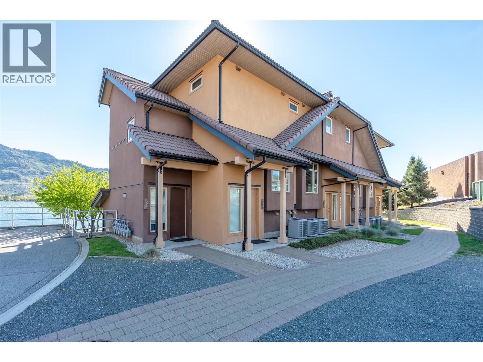 54 15 Park Place, Osoyoos