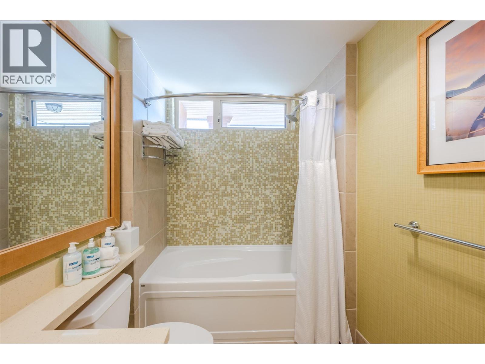 54 15 Park Place, Osoyoos