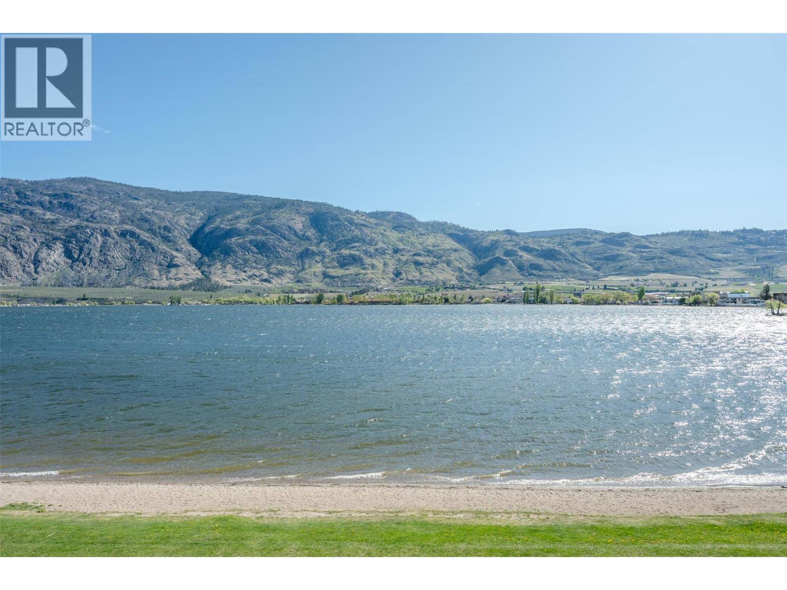 54 15 Park Place, Osoyoos