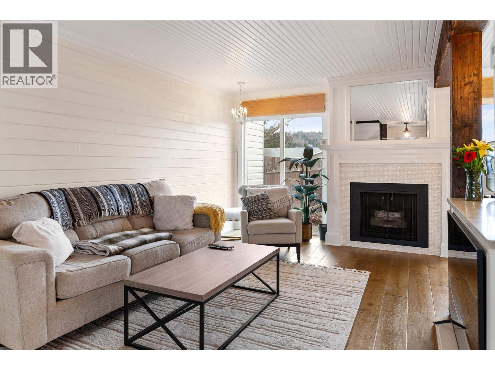 Dining room of 184 111 TABOR BOULEVARD · Prince George, BC