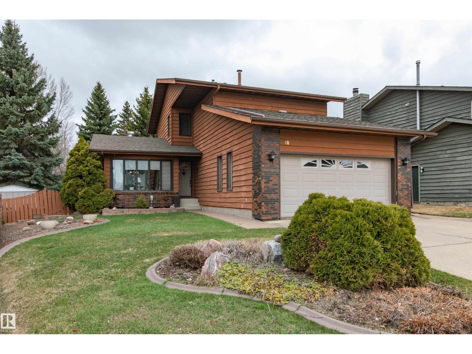 60 WOODSTOCK DR, Sherwood Park