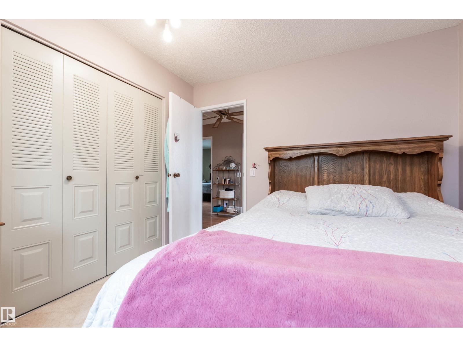 60 WOODSTOCK DR, Sherwood Park