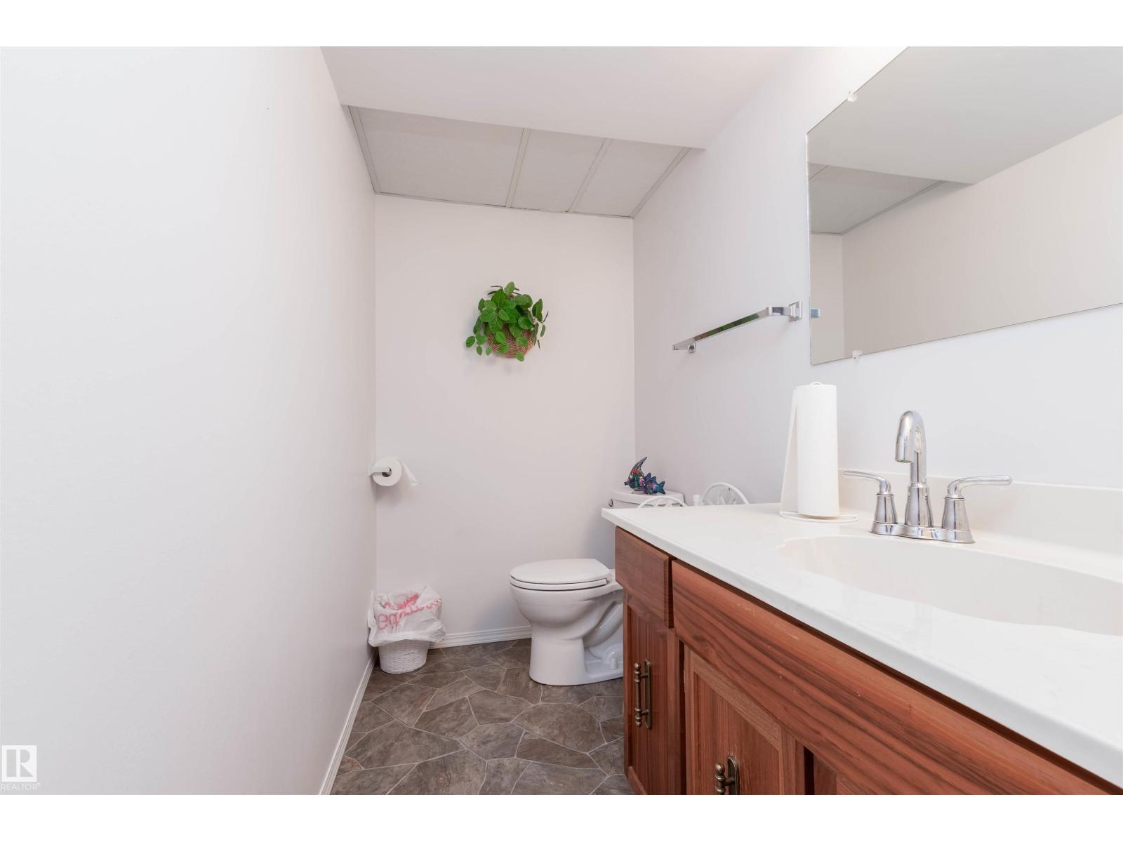 60 WOODSTOCK DR, Sherwood Park