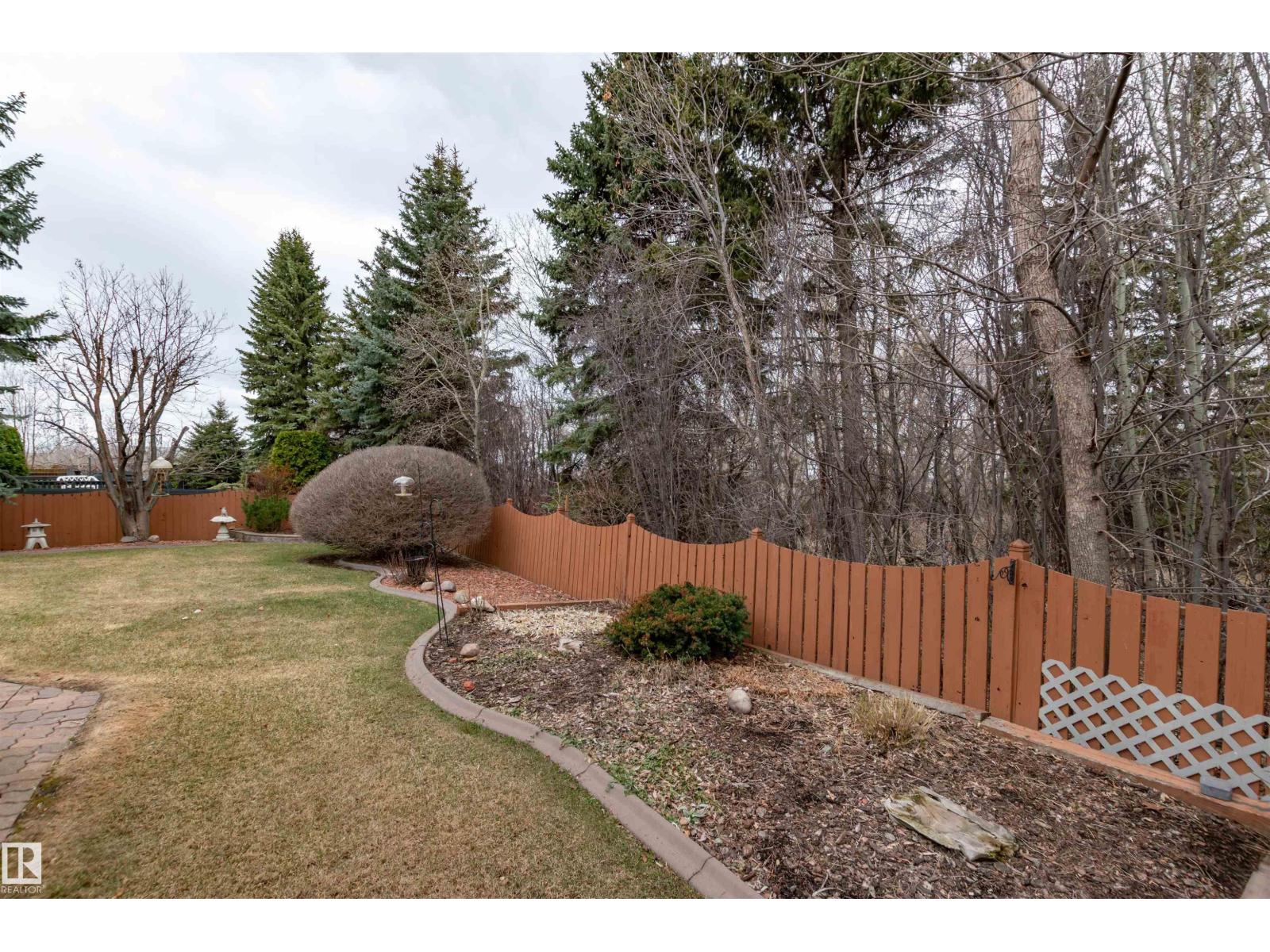 60 WOODSTOCK DR, Sherwood Park