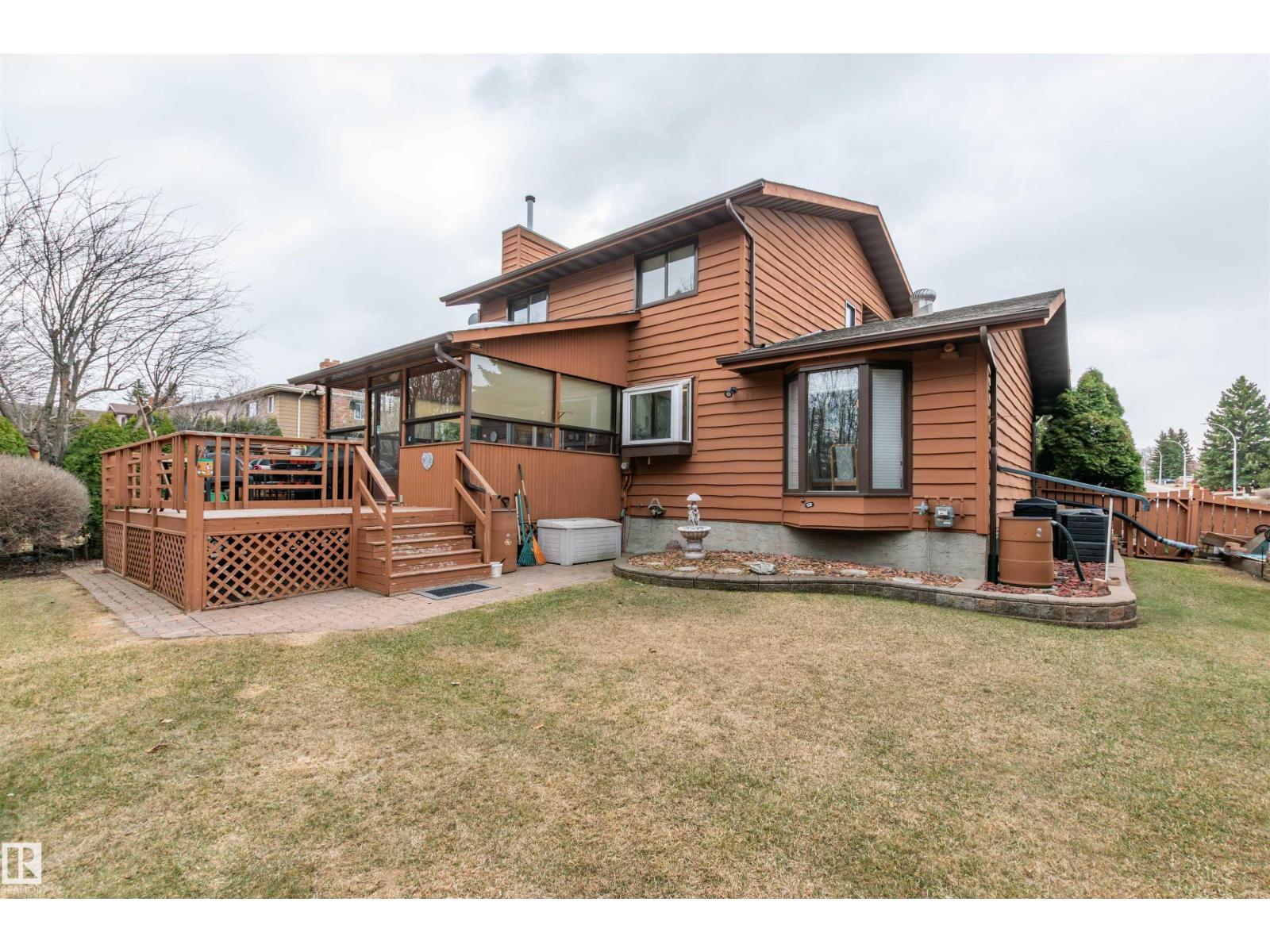60 WOODSTOCK DR, Sherwood Park