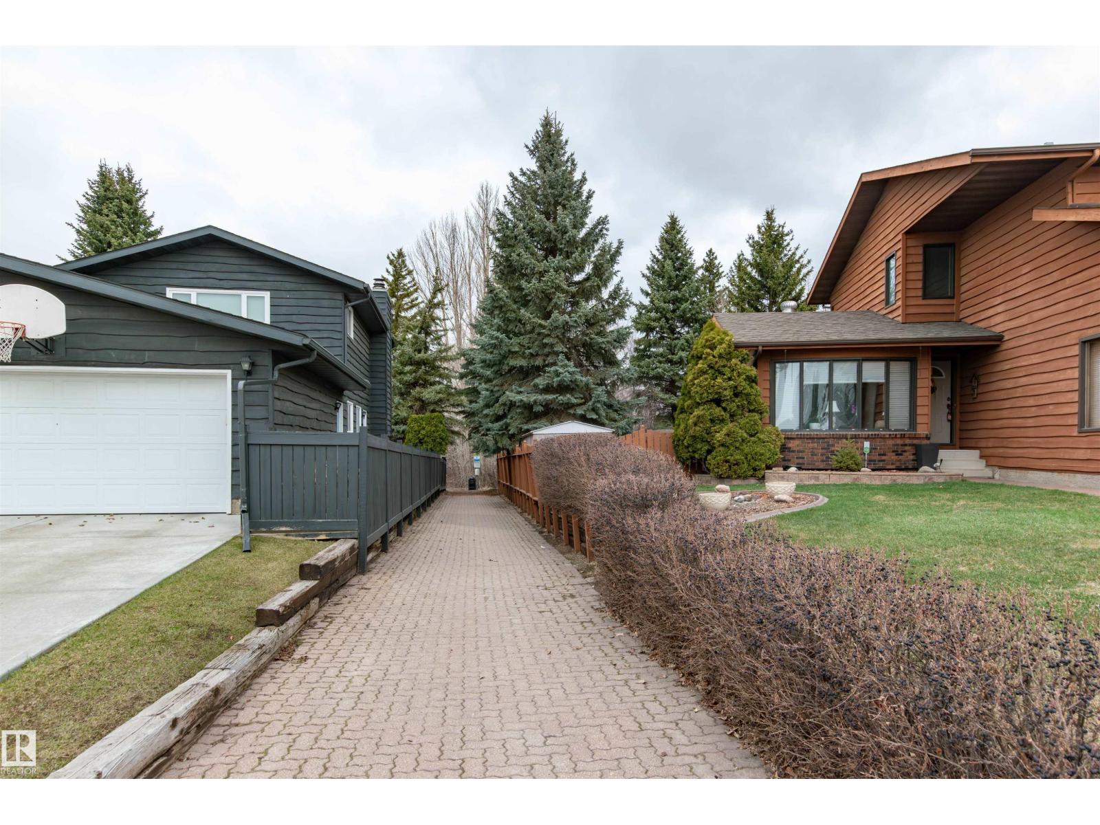 60 WOODSTOCK DR, Sherwood Park