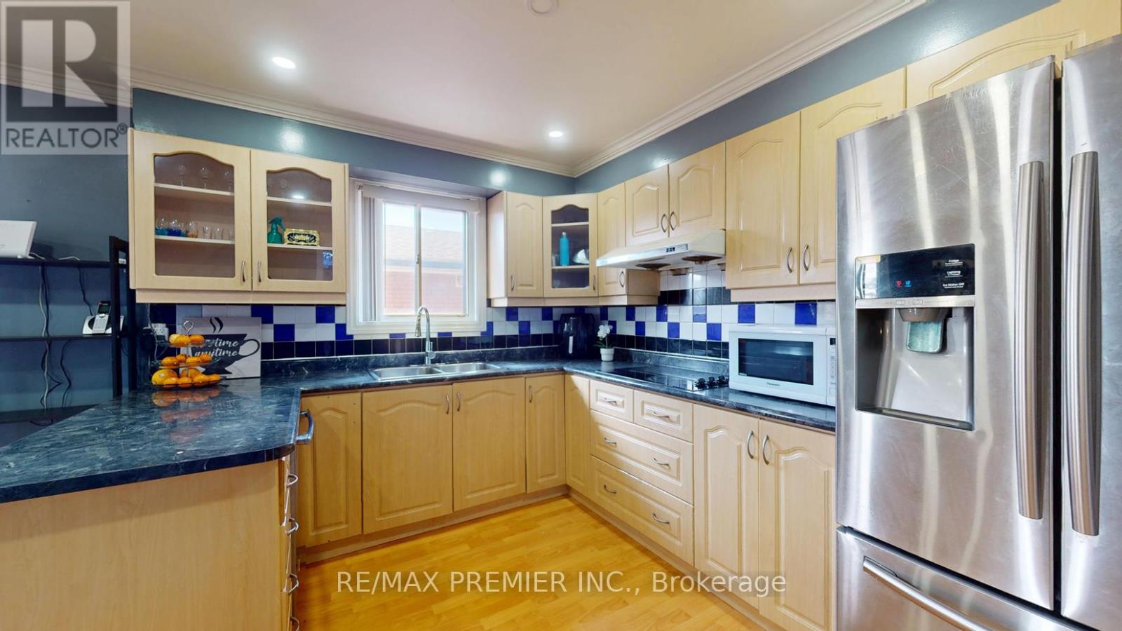 258 GRANDRAVINE DRIVE - 11