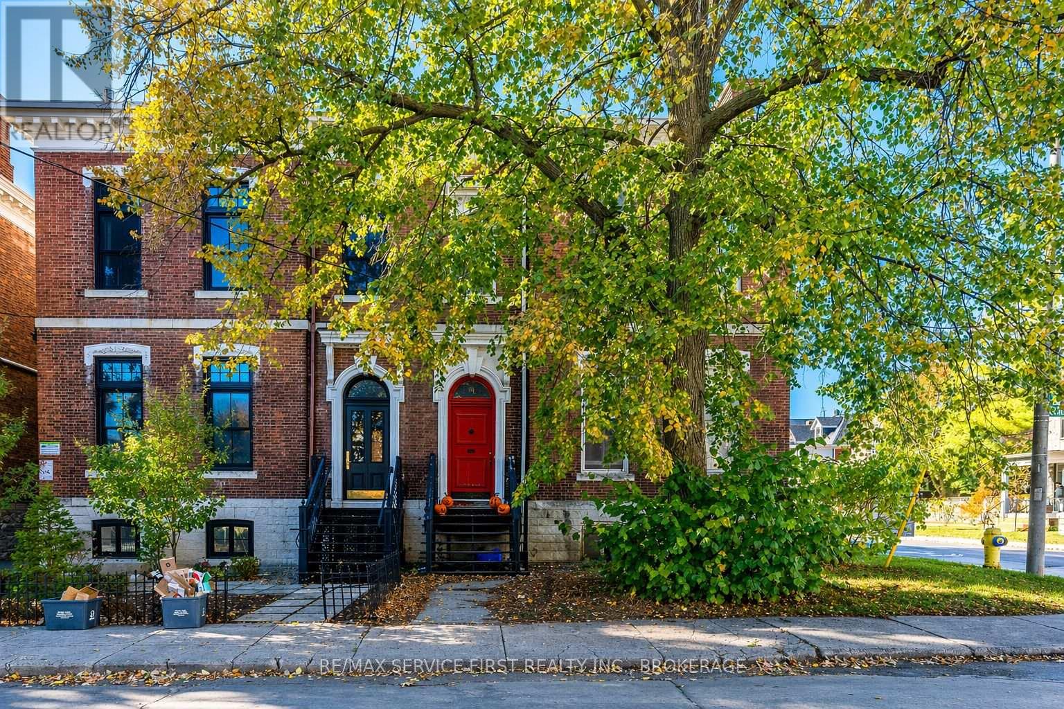 94 SYDENHAM STREET — photo 3