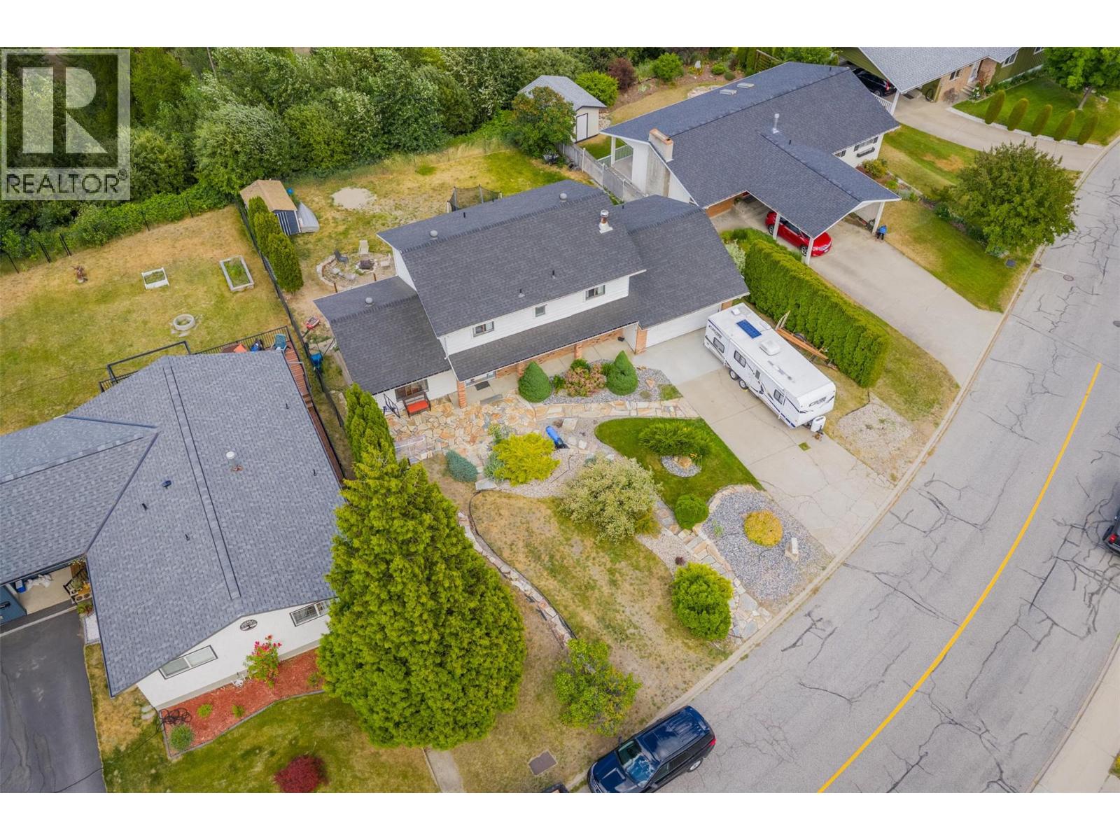 3421 Southridge Drive - 8