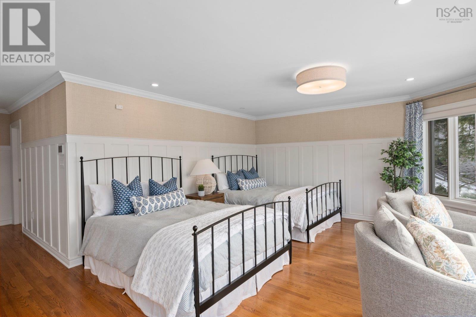 6634 South Street - 44