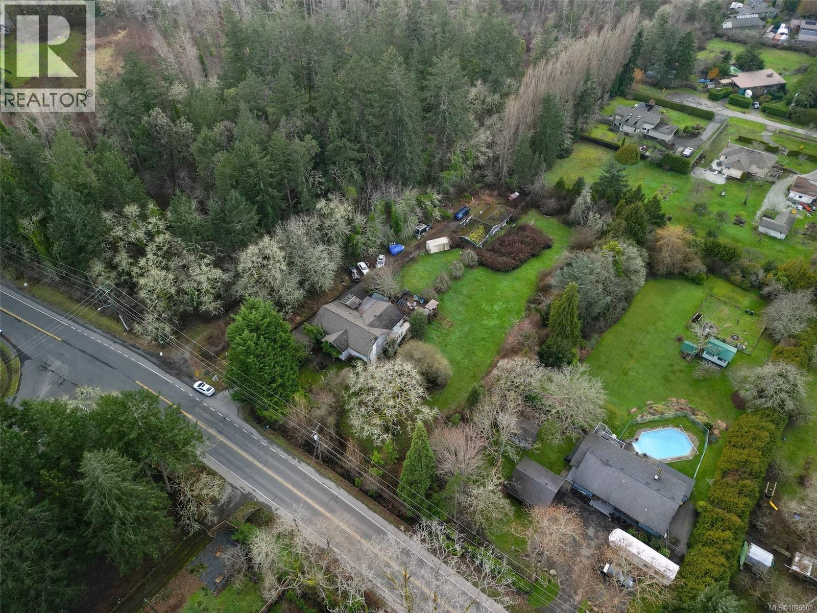 9146 West Saanich Rd, North Saanich