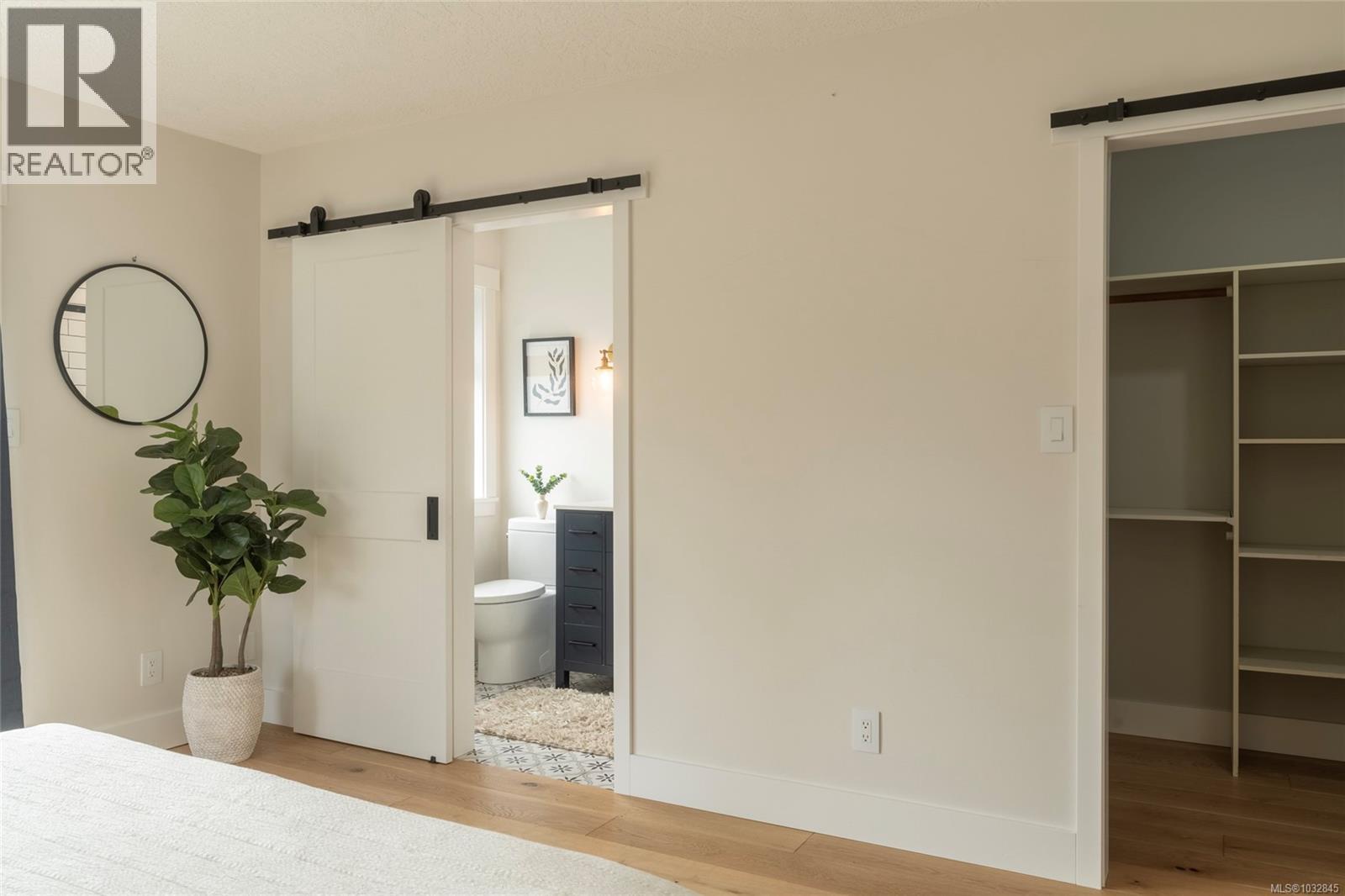 77 View Royal Ave - 26