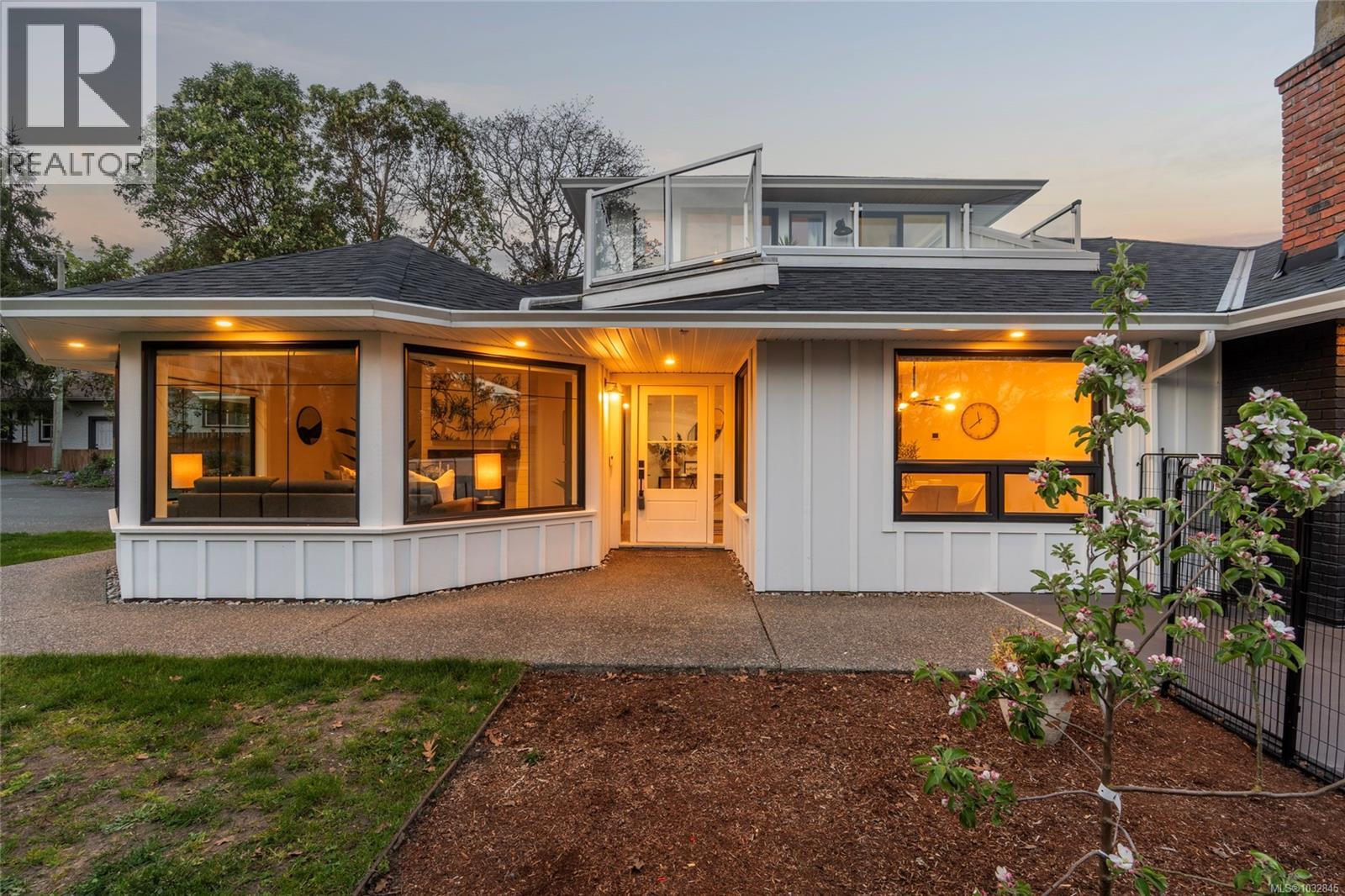 77 View Royal Ave - 60