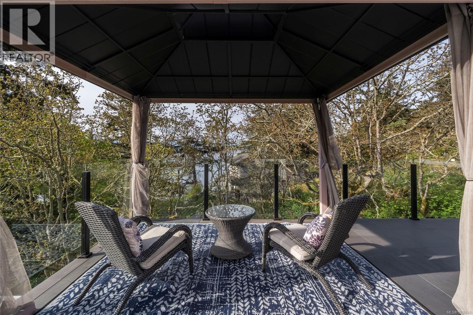 77 View Royal Ave - 19