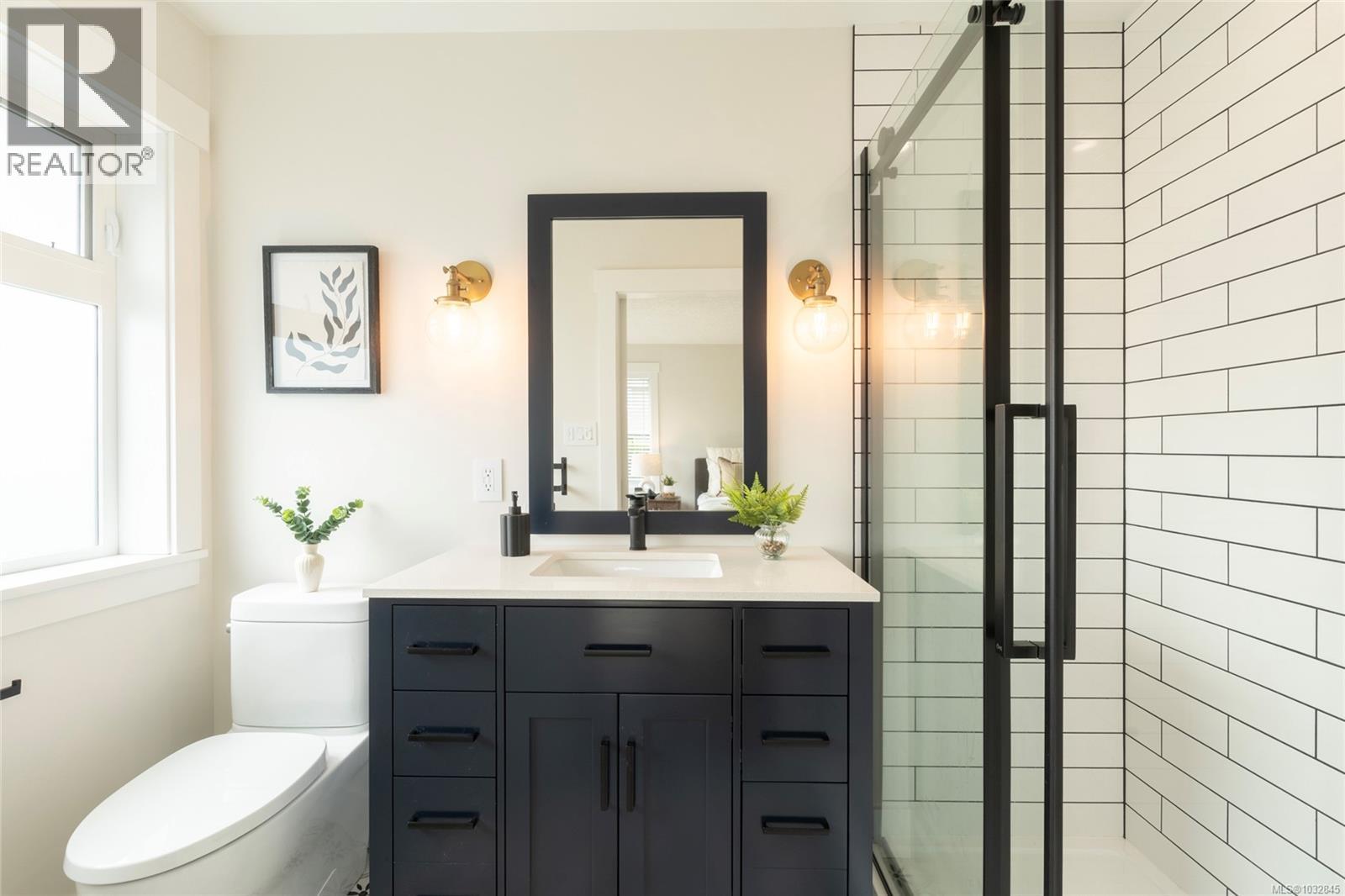 77 View Royal Ave - 27