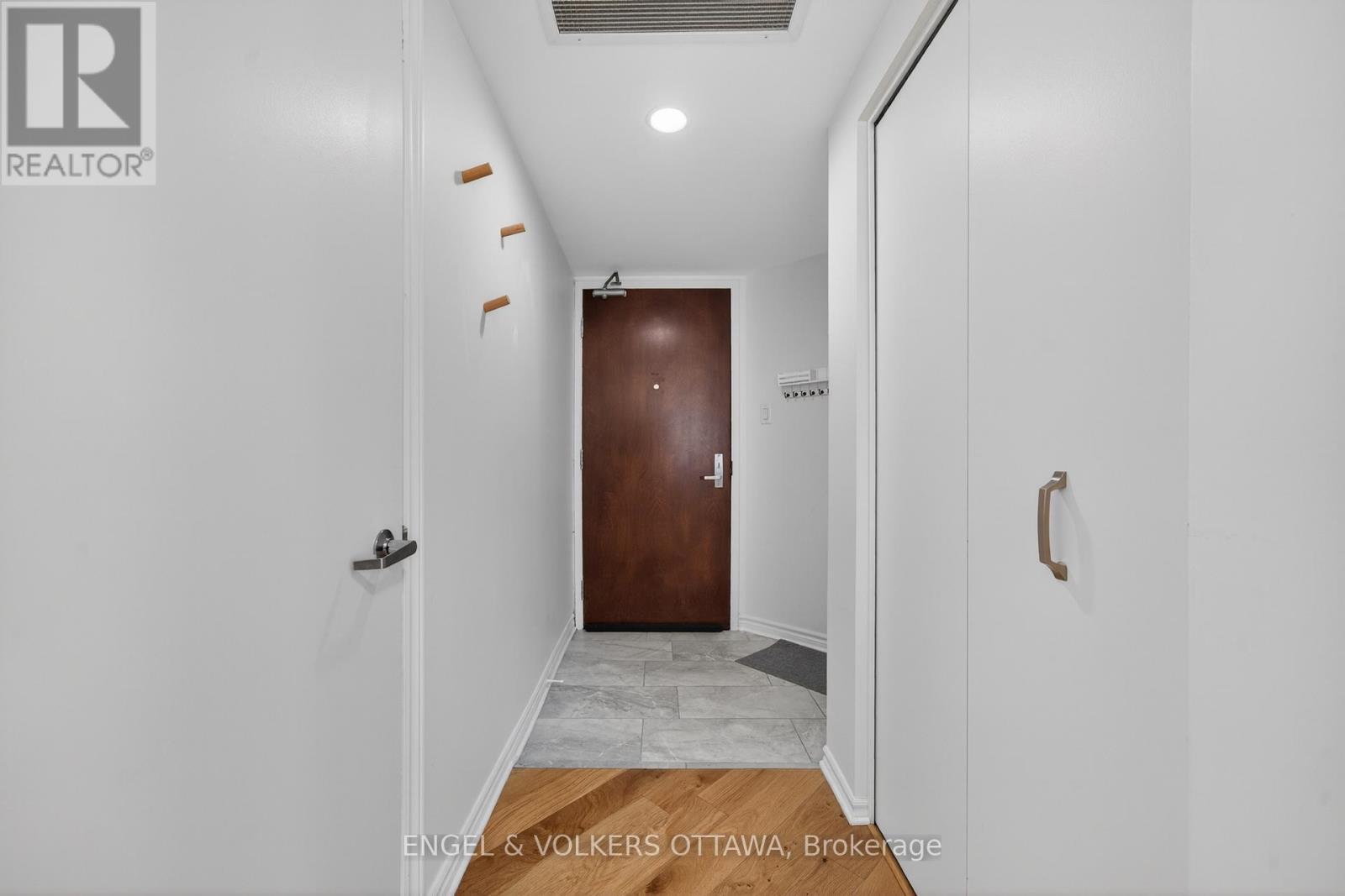 408 - 200 RIDEAU STREET — photo 18