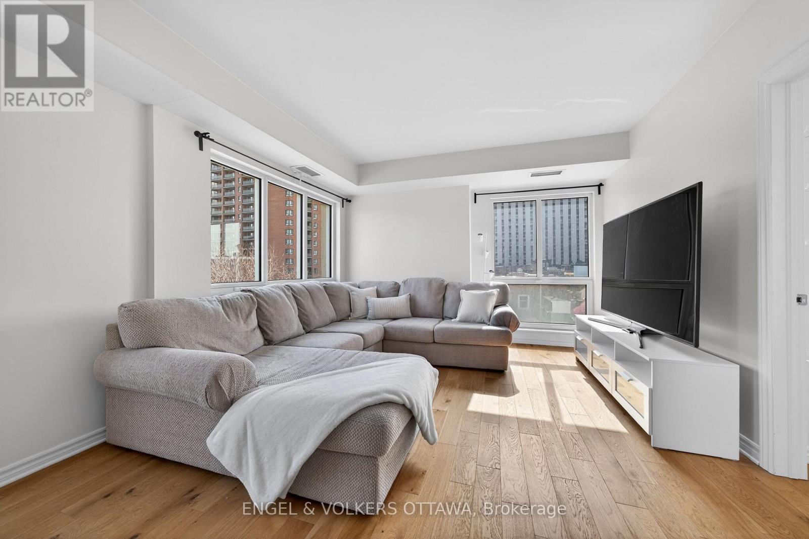 408 - 200 RIDEAU STREET — photo 31
